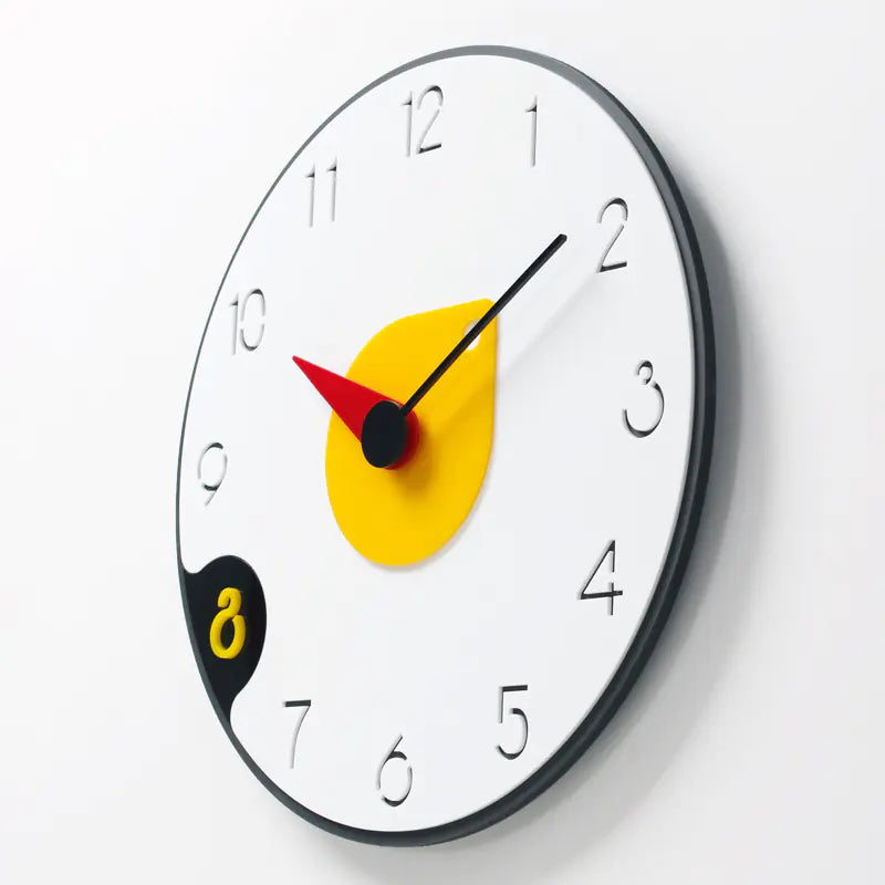 3D-Wanduhr mit Lasergravurdesign