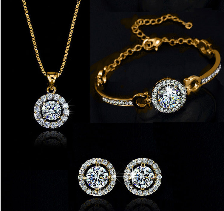 Zeitloser Glamour: Schmuckset in Gold und Silber