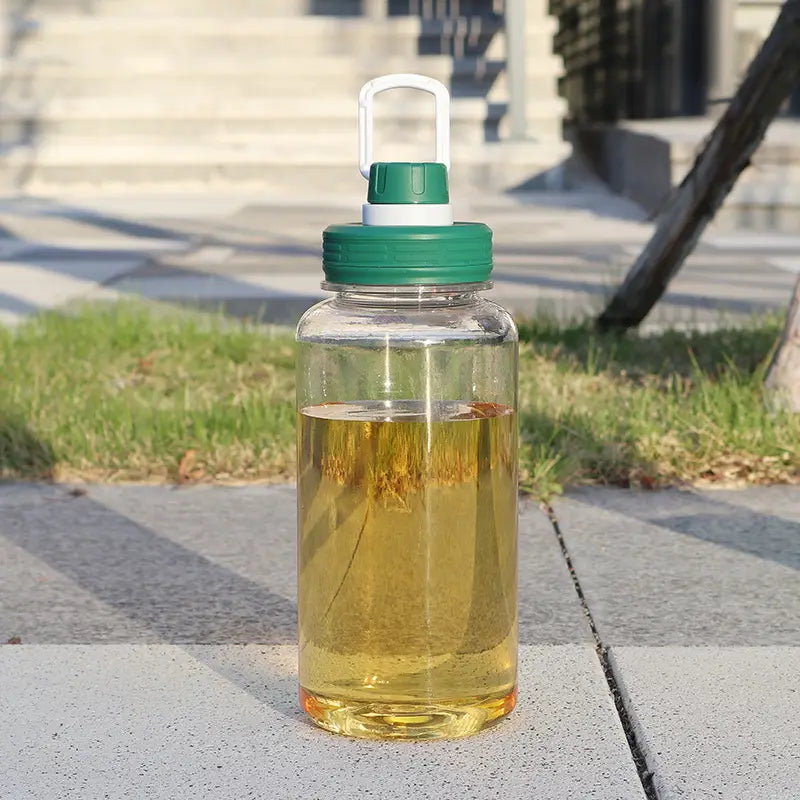 Trinkflasche XL – Praktisch für Sport und unterwegs
