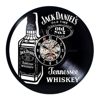 Dekorative Wanduhr aus Vinyl Whiskey