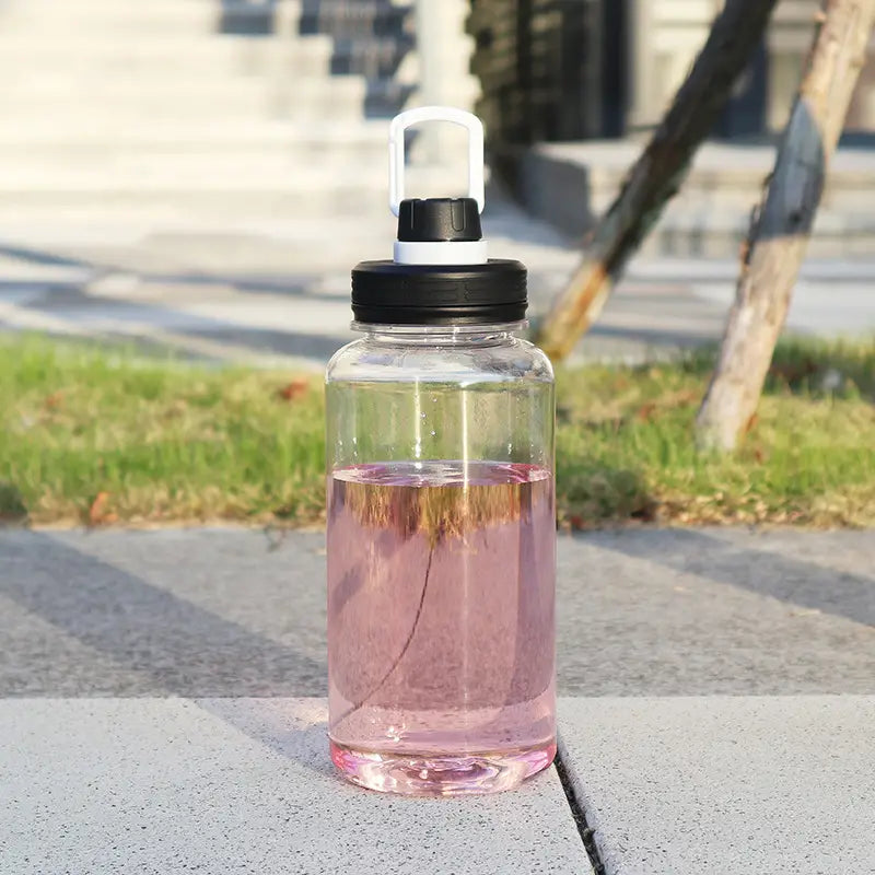 Trinkflasche XL – Praktisch für Sport und unterwegs