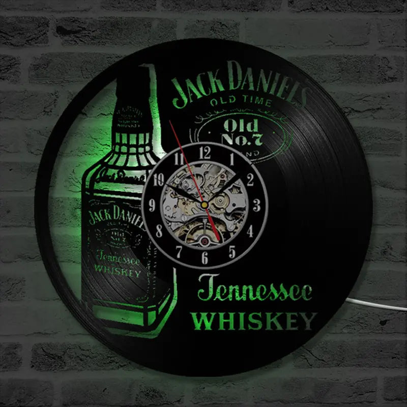 Dekorative Wanduhr aus Vinyl Whiskey