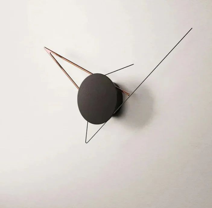 Reloj de pared artístico y creativo con silueta